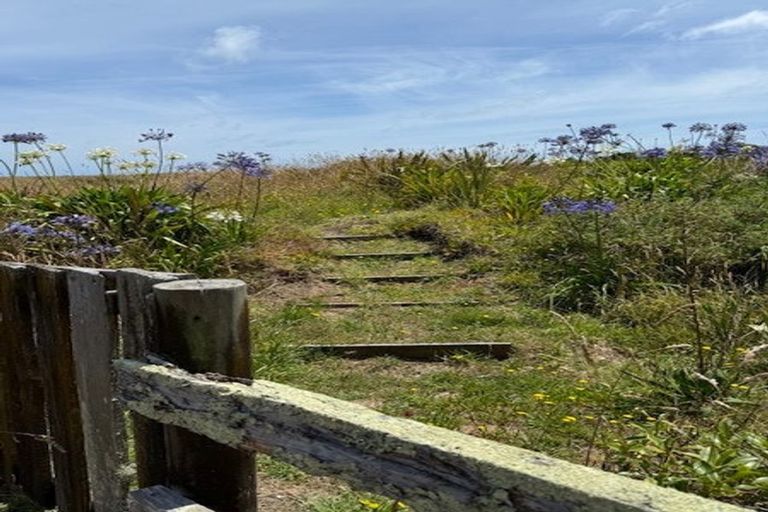 Photo of property in 144a Paetawa Road, Peka Peka, Waikanae, 5391