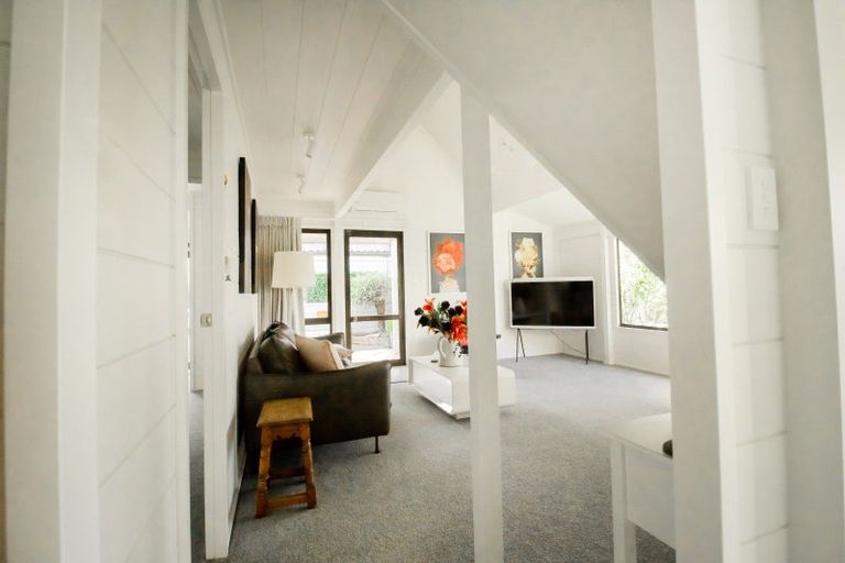 Photo of property in 266 Victoria Avenue, Hokowhitu, Palmerston North, 4410