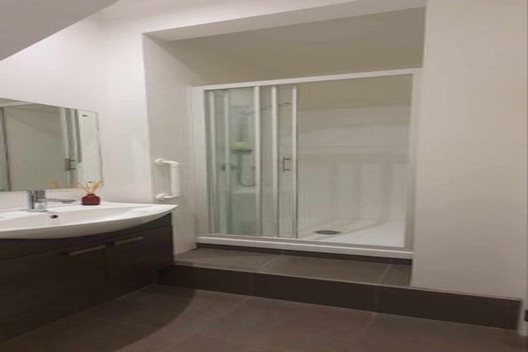 Photo of property in 11c Nimstedt Avenue, Oteha, Auckland, 0632