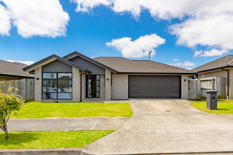 Photo of property in 4 Matawai Puna Drive, Pukekohe, 2120