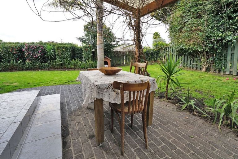 Photo of property in 30 Braid Road, St Andrews, Hamilton, 3200