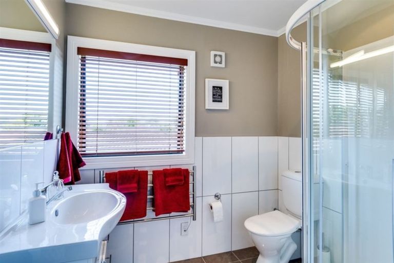 Photo of property in 26 Hetley Crescent, Taradale, Napier, 4112