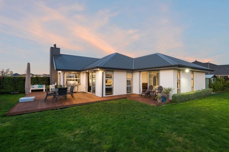 Photo of property in 25 Elizabeth Allen Drive, West Melton, 7618