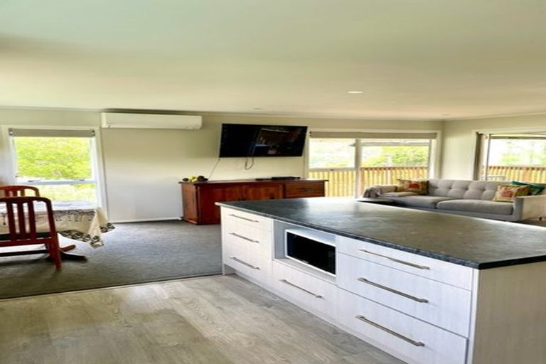 Photo of property in 4 Gails Drive, Okura, Albany, 0792