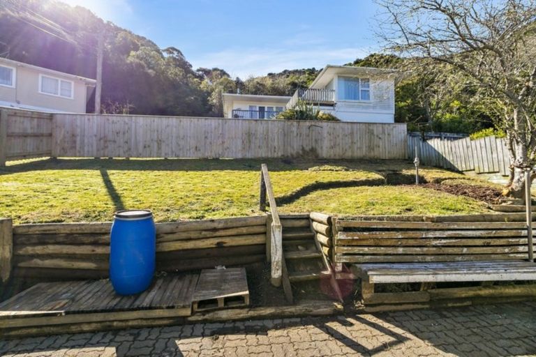 Photo of property in 71 Petrie Street, Wainuiomata, Lower Hutt, 5014