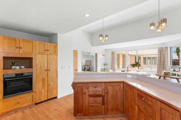 Photo of property in 158 Hawthornden Road, Avonhead, Christchurch, 8042