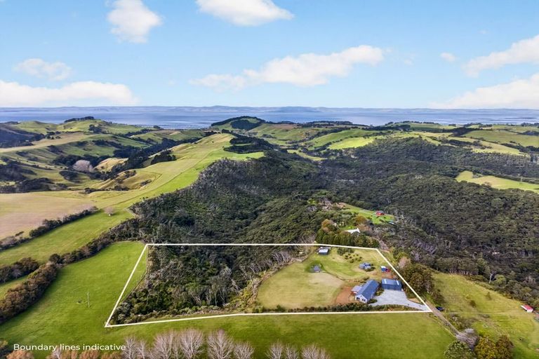 Photo of property in 2760 South Head Road, South Head, 0874
