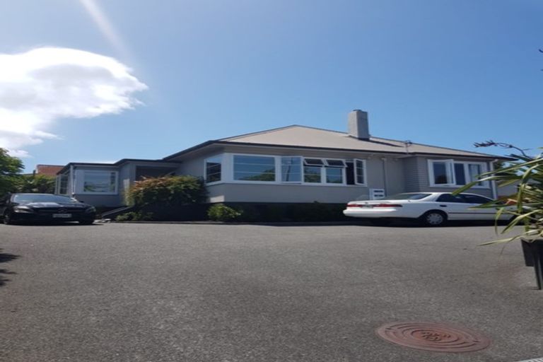 Photo of property in 1/156 Lake Road, Belmont, Auckland, 0622