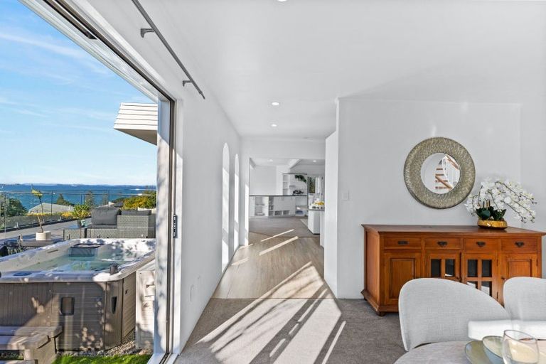 Photo of property in 825 Beach Road, Browns Bay, Auckland, 0630