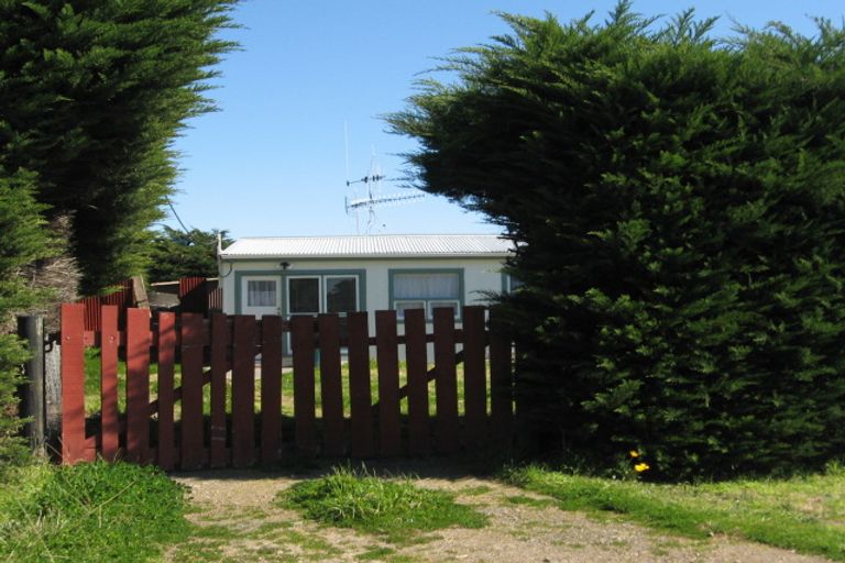 Photo of property in 30 Barling Street, Himatangi Beach, Foxton, 4891