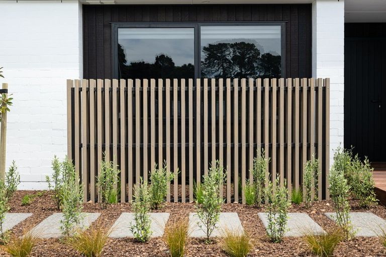 Photo of property in 14 Hayward Place, Ohauiti, Tauranga, 3112