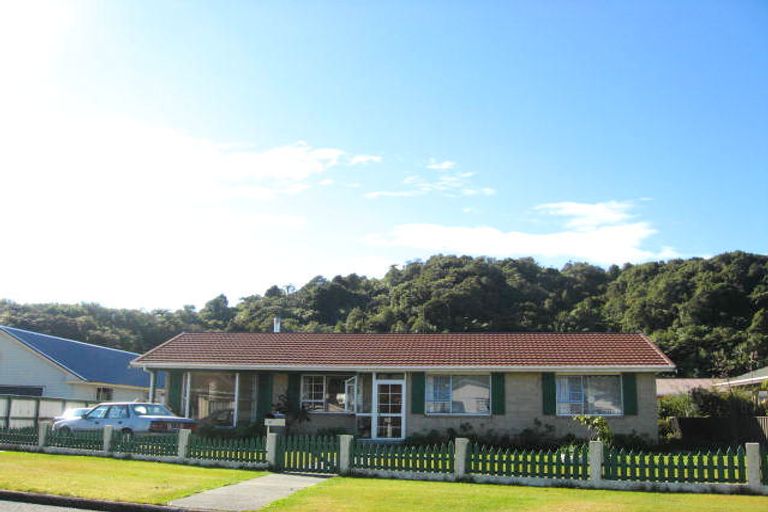 Photo of property in 87 Marsden Road, Greymouth, 7805