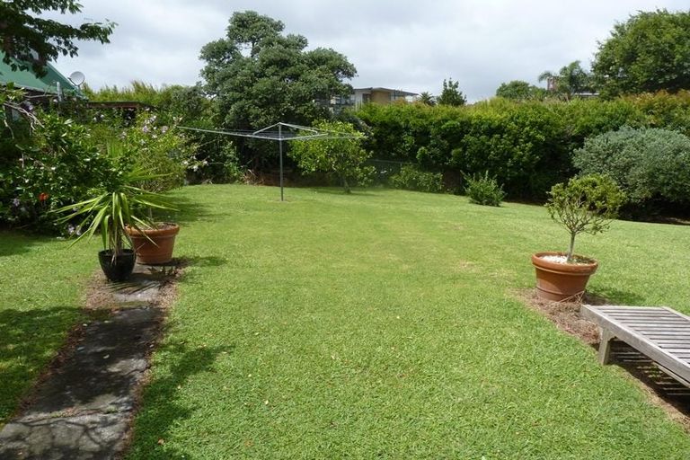 Photo of property in 62 St Michaels Avenue, Point Chevalier, Auckland, 1022