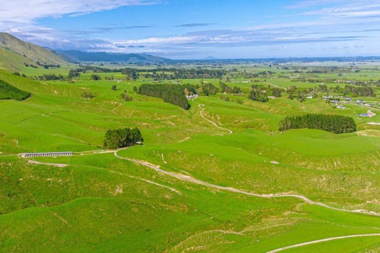 Photo of property in 157 Williams Road, Muriwai, Gisborne, 4072
