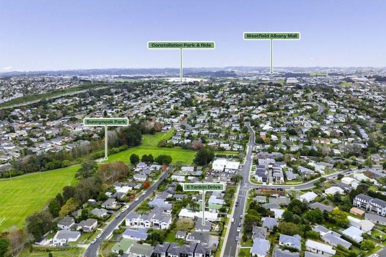 Photo of property in 6 Tonkin Drive, Sunnynook, Auckland, 0620