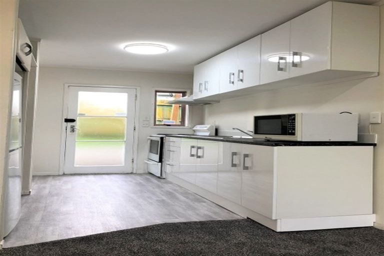 Photo of property in 1/13 Heron Place, Pakuranga Heights, Auckland, 2010