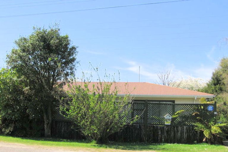Photo of property in 6b Bell Road, Western Heights, Rotorua, 3015