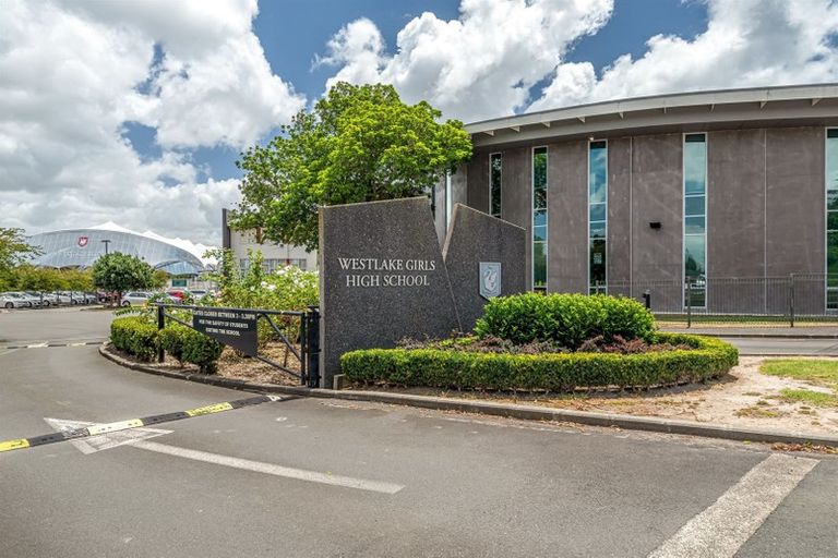 Photo of property in 3/9 Tristram Avenue, Forrest Hill, Auckland, 0620