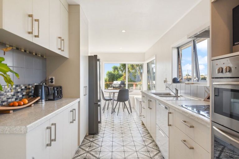 Photo of property in 8 Elliott Crescent, Owhata, Rotorua, 3010