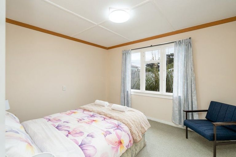 Photo of property in 44 Ocean Beach Road, Bluff, 9814