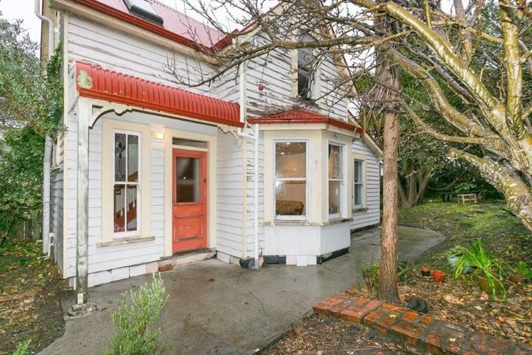 Photo of property in 56 Pirie Street, Mount Victoria, Wellington, 6011