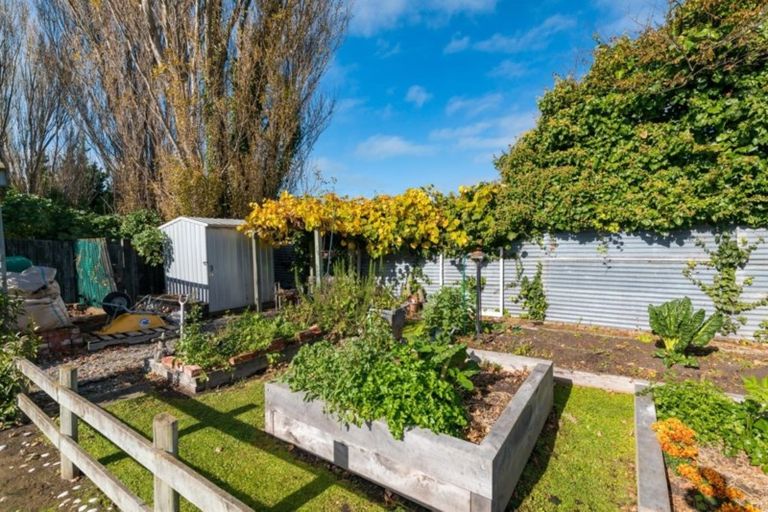 Photo of property in 41 Falcon Street, New Brighton, Christchurch, 8061