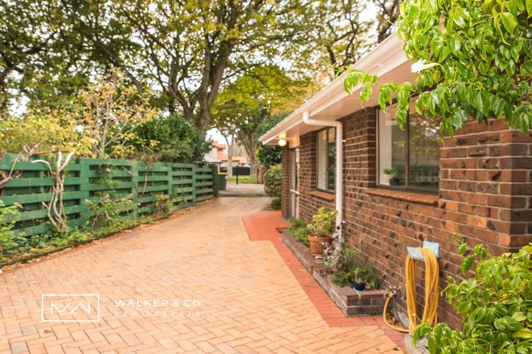 Photo of property in 4b Blundell Way, Heretaunga, Upper Hutt, 5018