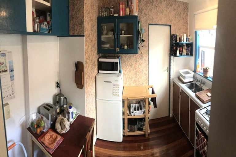 Photo of property in 25 Moir Street, Mount Victoria, Wellington, 6011