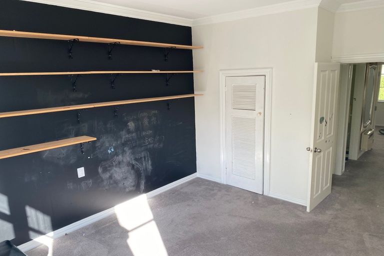 Photo of property in 35 Kopara Grove, Stokes Valley, Lower Hutt, 5019