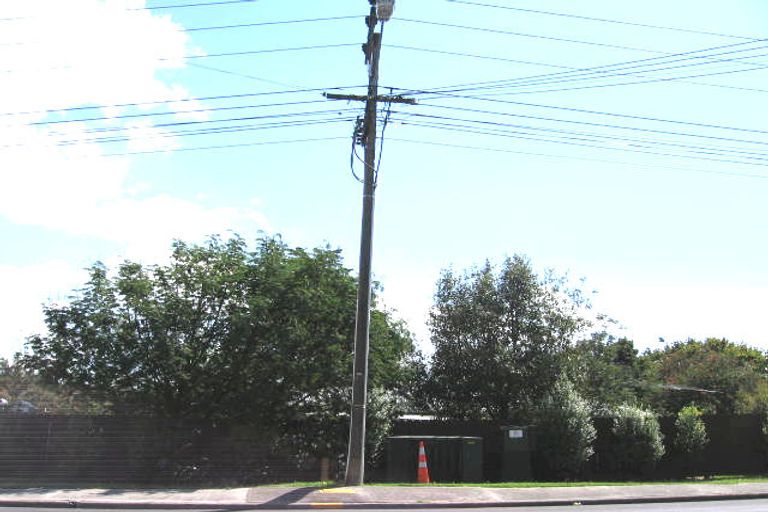 Photo of property in 1/83 Carlisle Road, Torbay, Auckland, 0632