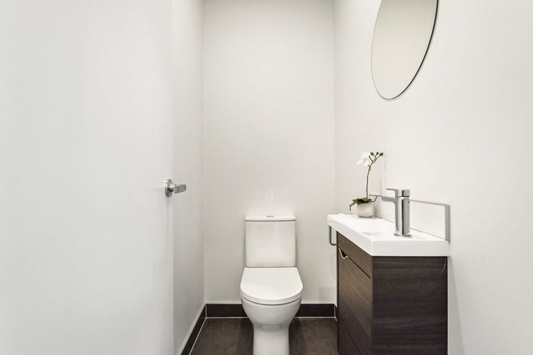 Photo of property in 13 Noel Hayden Street, Takanini, 2112