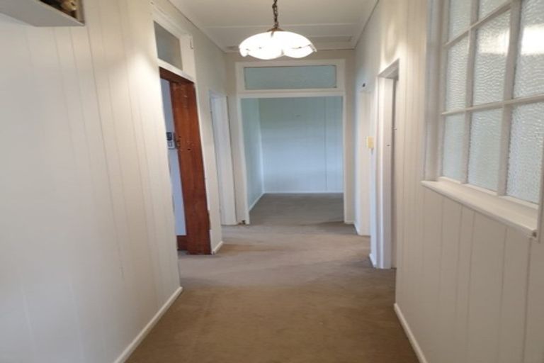 Photo of property in 56 Old Wairoa Road, Papakura, 2110