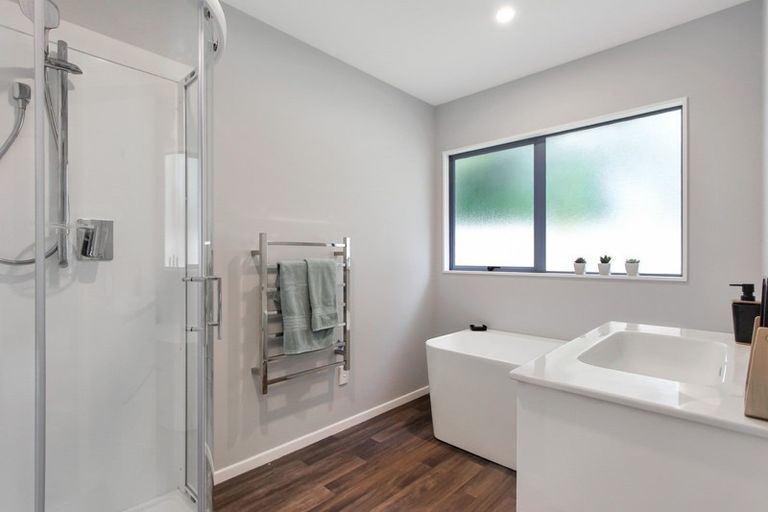 Photo of property in 17 Edward Payton Grove, Pukehangi, Rotorua, 3015