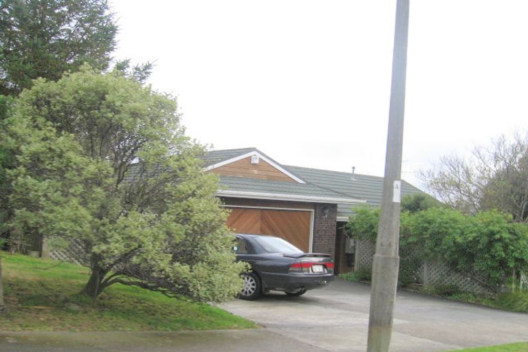 Photo of property in 22 Exploration Way, Whitby, Porirua, 5024