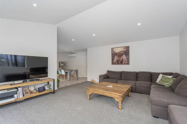 Photo of property in 4 Ngaroma Crescent, Whitianga, 3510