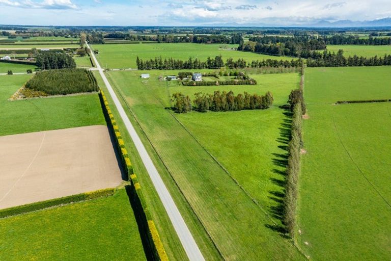 Photo of property in 864 Clintons Road, Charing Cross, Christchurch, 7671