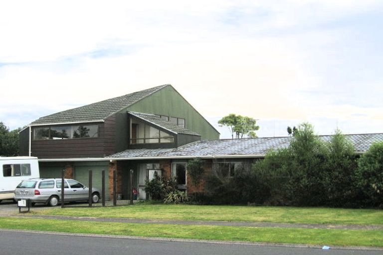 Photo of property in 1 Delamare Road, St Andrews, Hamilton, 3200