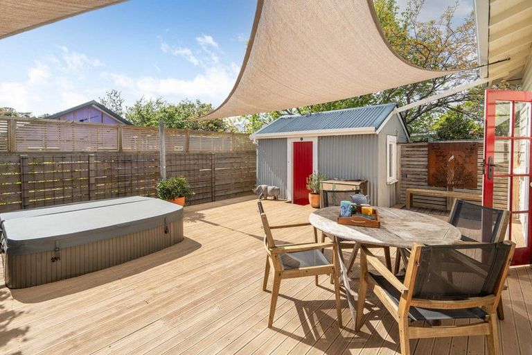 Photo of property in 9a Daniel Street, Martinborough, 5711
