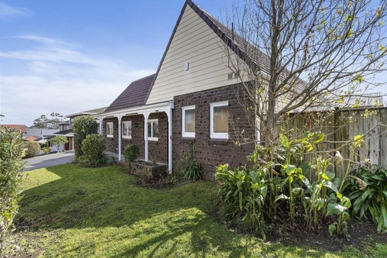 Photo of property in 14 Steeple Rise, Pakuranga, Auckland, 2010