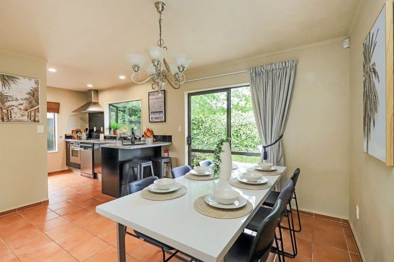 Photo of property in 12 Railey Place, Greenmeadows, Napier, 4112
