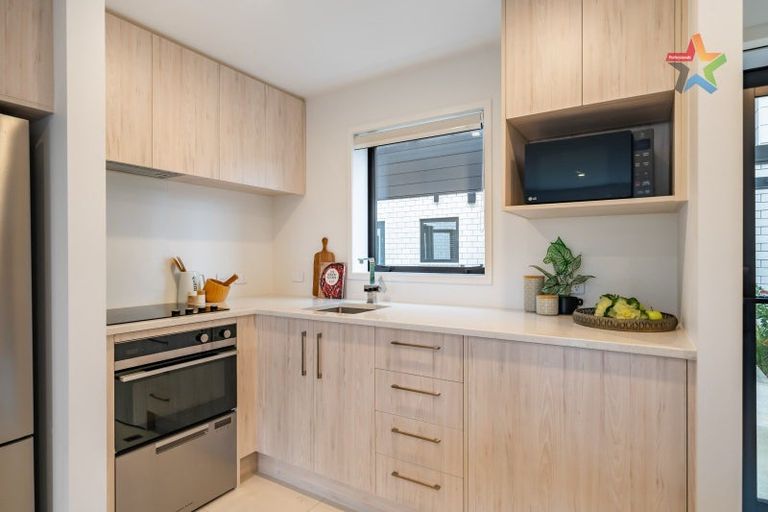 Photo of property in 2/183 Cambridge Terrace, Fairfield, Lower Hutt, 5011