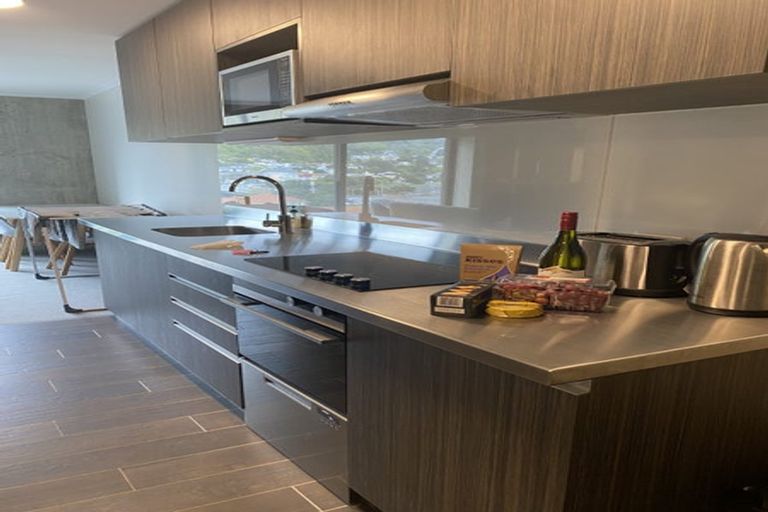 Photo of property in Frame Apartments, 802/111 Molesworth Street, Thorndon, Wellington, 6011