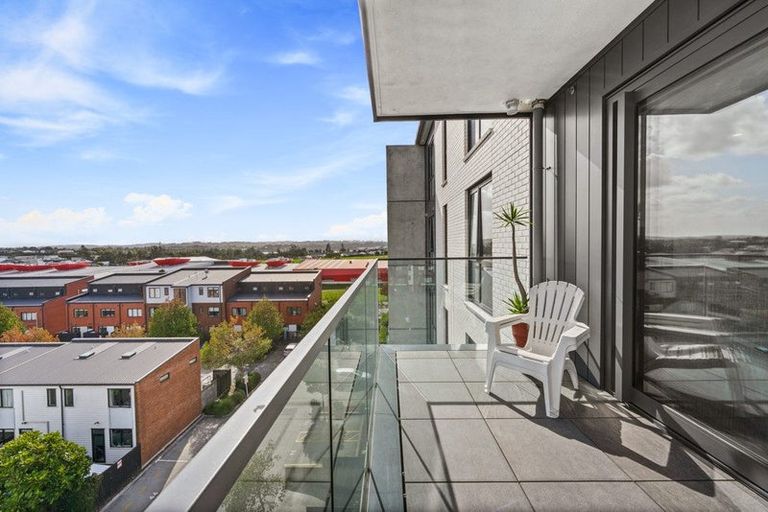Photo of property in 408/57 Mapou Road, Hobsonville, Auckland, 0616
