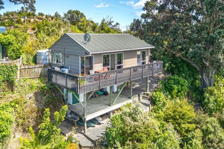 Photo of property in 1695 Wyuna Bay Road, Wyuna Bay, Coromandel, 3581