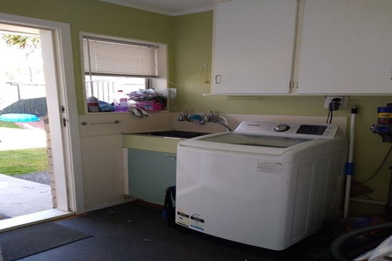 Photo of property in 40a Park Estate Road, Rosehill, Papakura, 2113