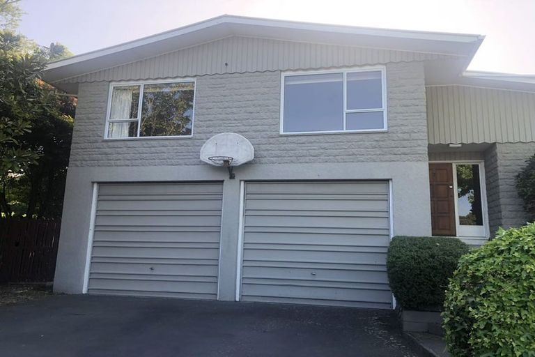 Photo of property in 7 Ilkley Place, Ilam, Christchurch, 8041