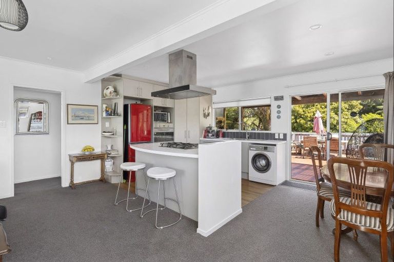 Photo of property in 279 Patons Rock Road, Patons Rock, Takaka, 7182