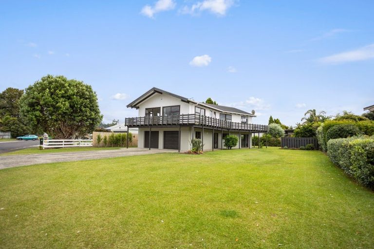Photo of property in 81 Catherine Crescent, Whitianga, 3510
