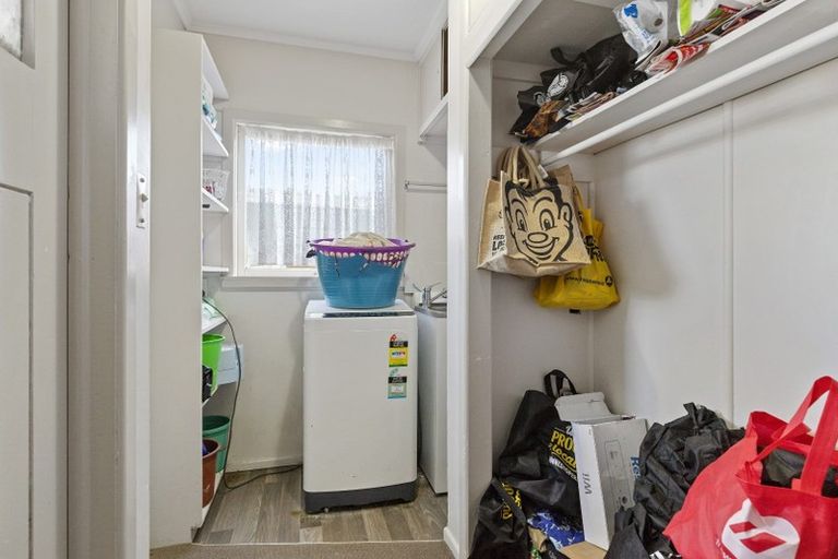 Photo of property in 5 Oxford Street, Fairfield, Hamilton, 3214