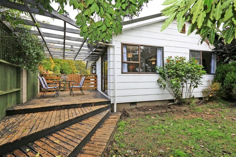 Photo of property in 3 Ryan Crescent, Greenmeadows, Napier, 4112